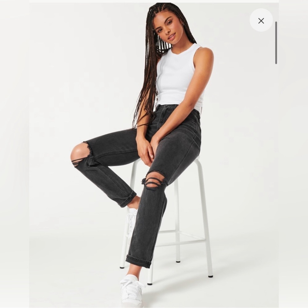 Hollister Ultra High Rise Vintage Modern Mom Jeans Dark Ripped women size 27